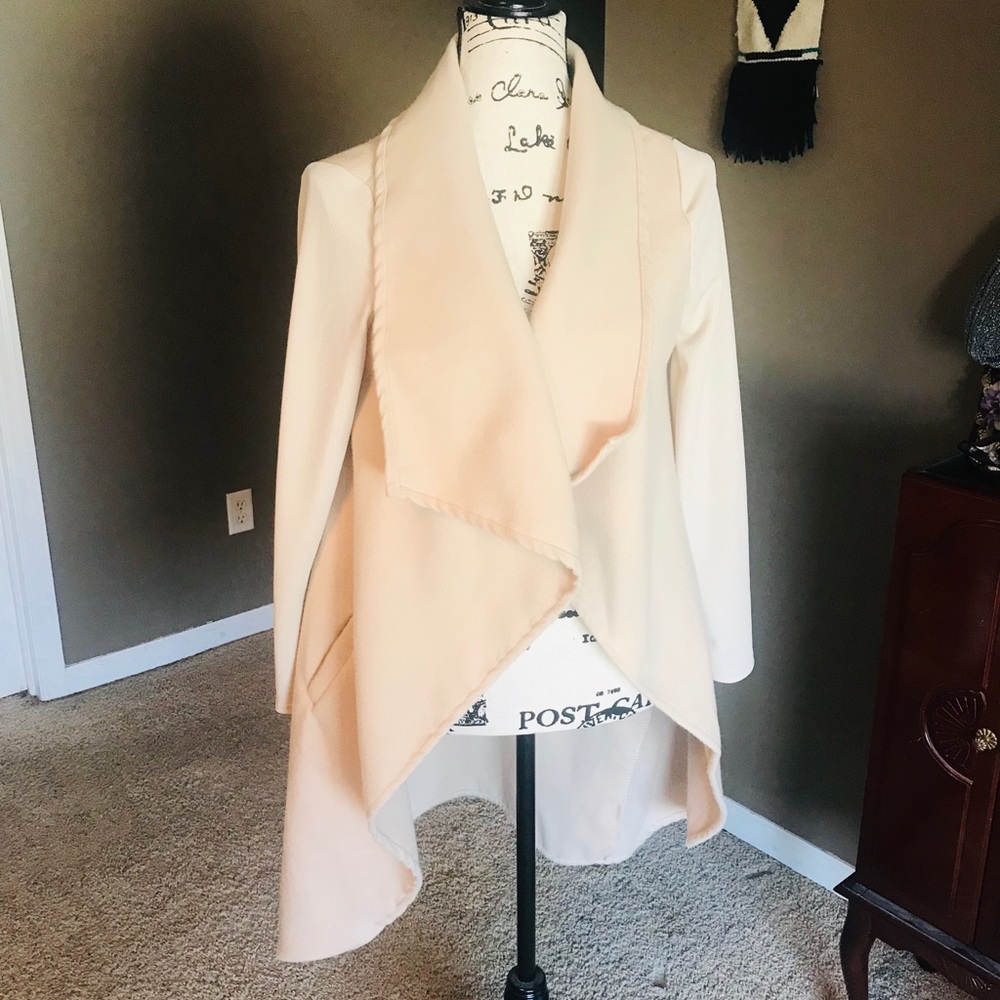 Cream Wrap Jacket/Sweater Medium EUC